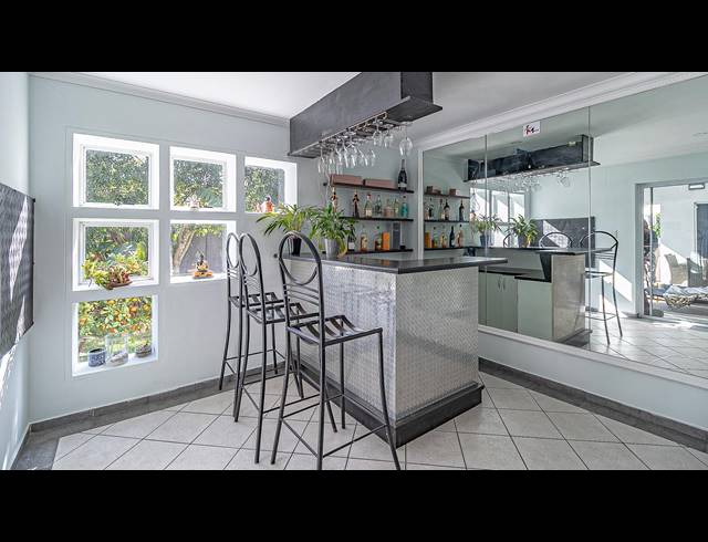 3 BEDROOM HOUSE TO LET IN PARKLANDS